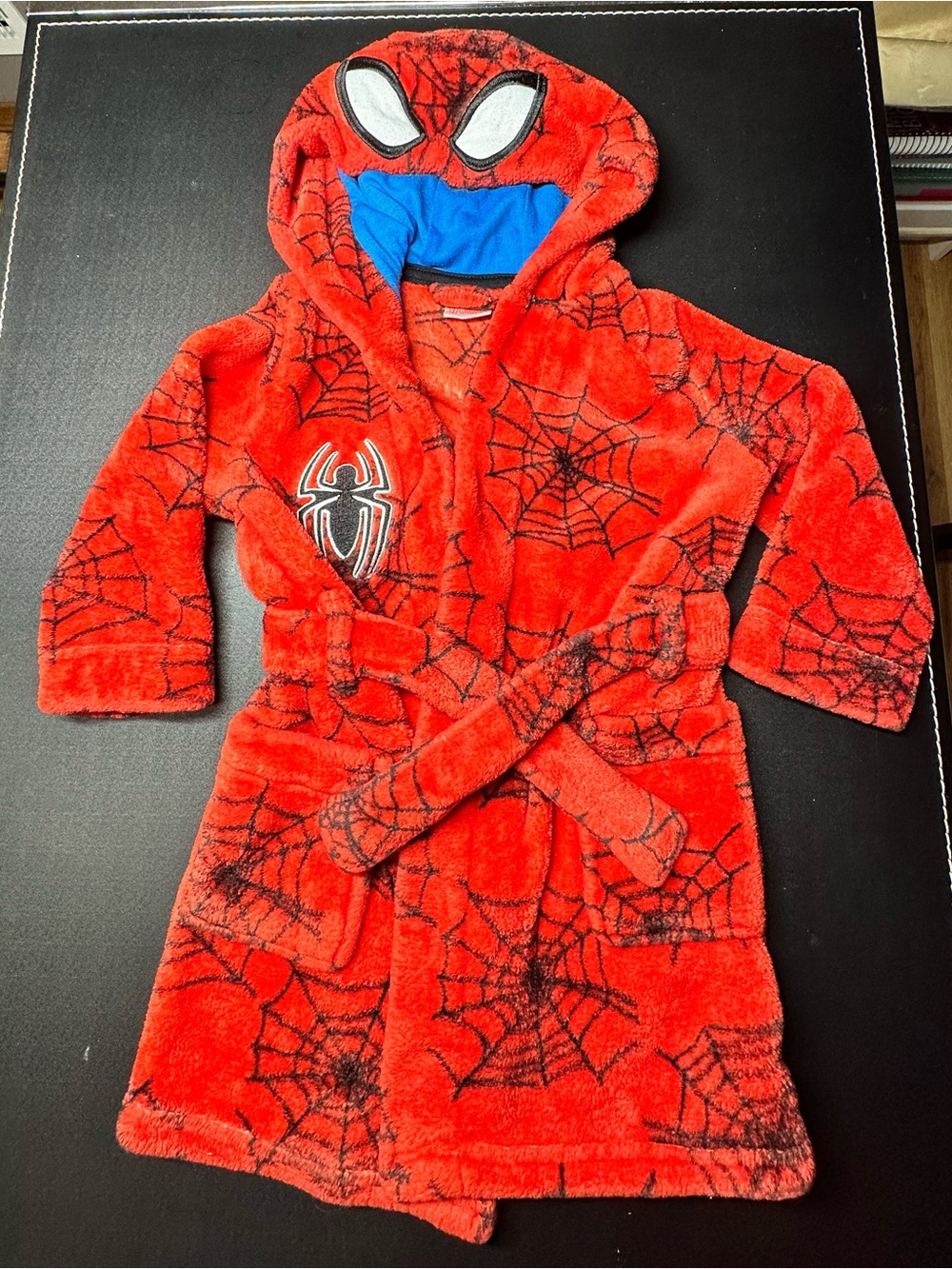 Spider-Man Hooded Bathrobe Size 3T Fuzzy Soft Tie Belt Attached